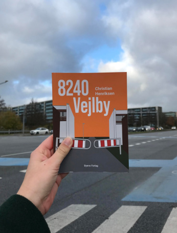 Hvad 8240 Vejlby gemmer